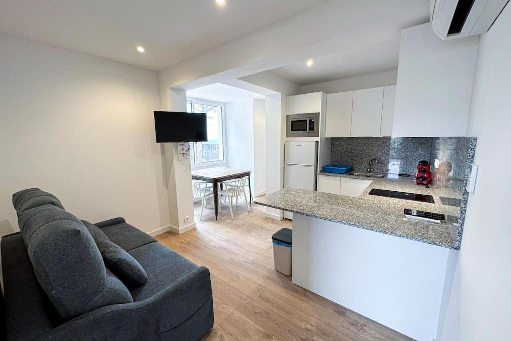Can Romy Appartement T2F A 20M De La Plage De Cala Montgo L' Escala 外观 照片