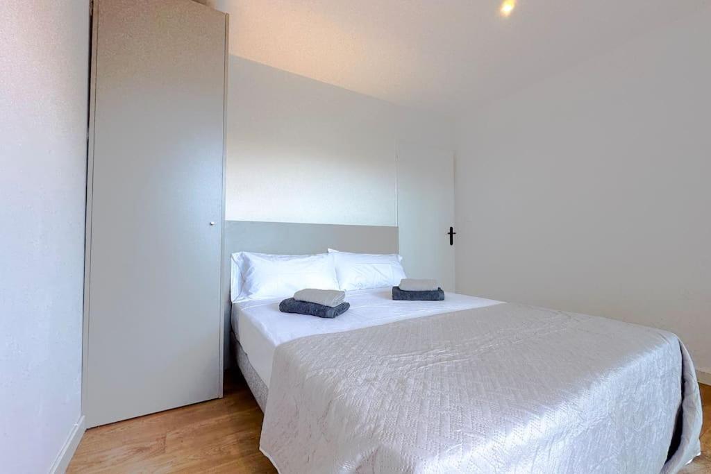 Can Romy Appartement T2F A 20M De La Plage De Cala Montgo L' Escala 外观 照片