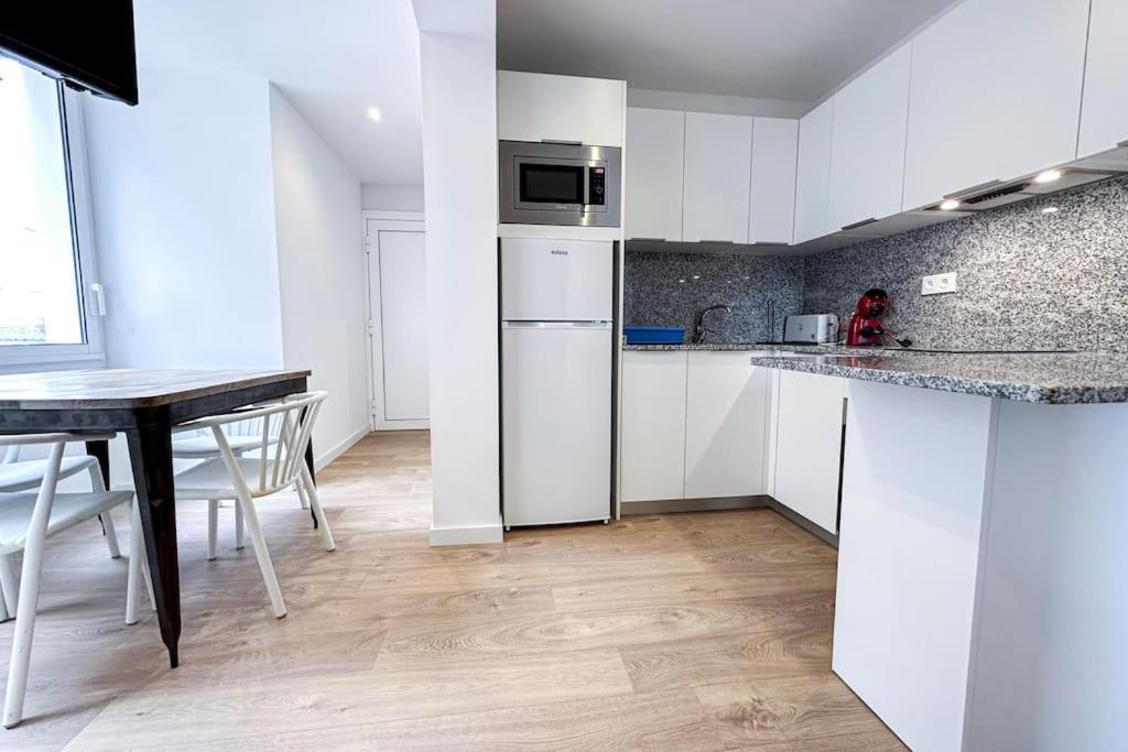Can Romy Appartement T2F A 20M De La Plage De Cala Montgo L' Escala 外观 照片